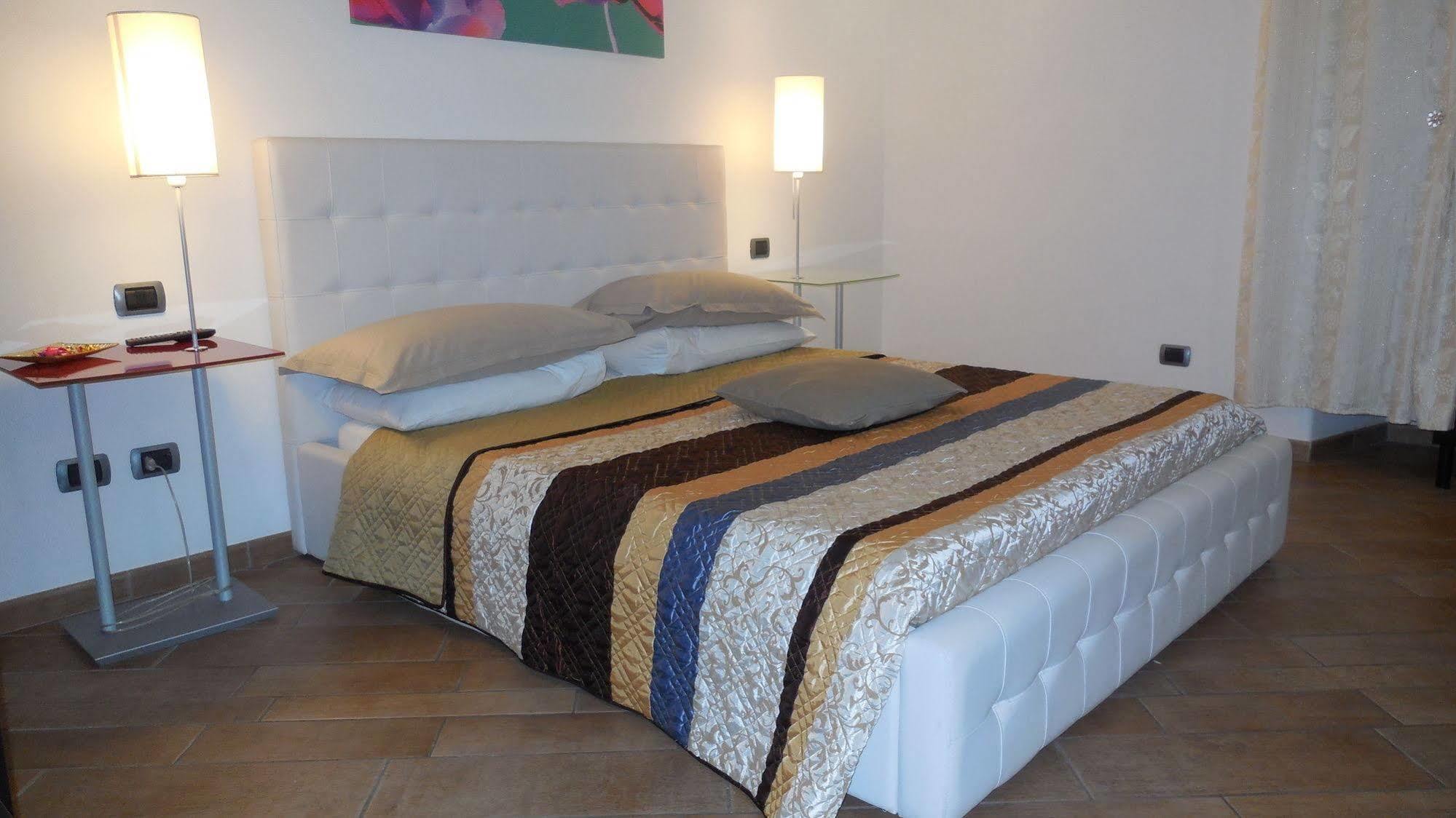 Tridente Rooms Rzym Zewnętrze zdjęcie